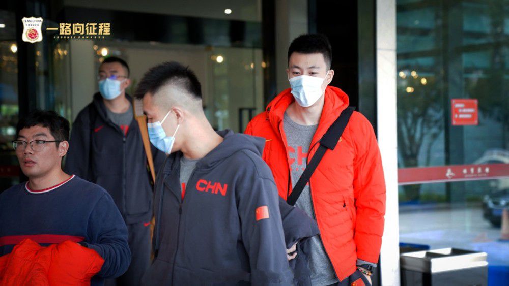 目前克洛普和利物浦的合同到2026年到期，他目前的年薪是税后1200万欧。
